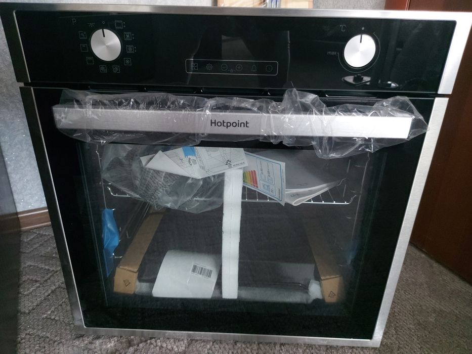 Духовой шкаф  новый