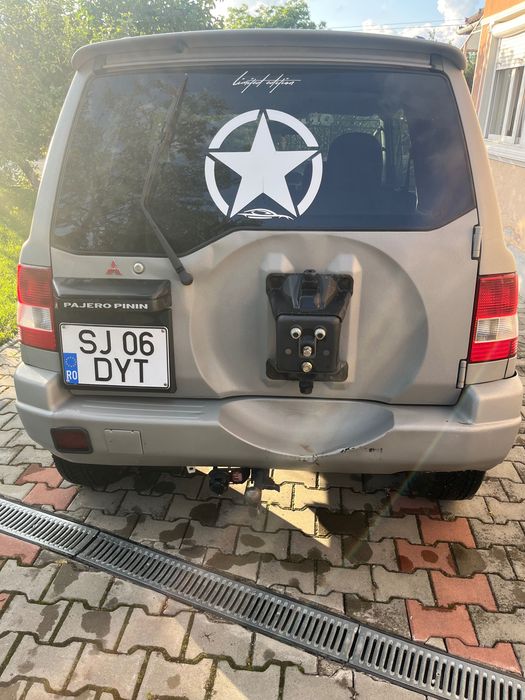Mitubishi pajero pinin