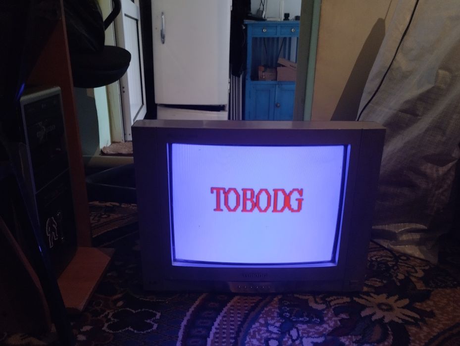 Srochna televizor sotiladi 250000 so'm holati yaxwi