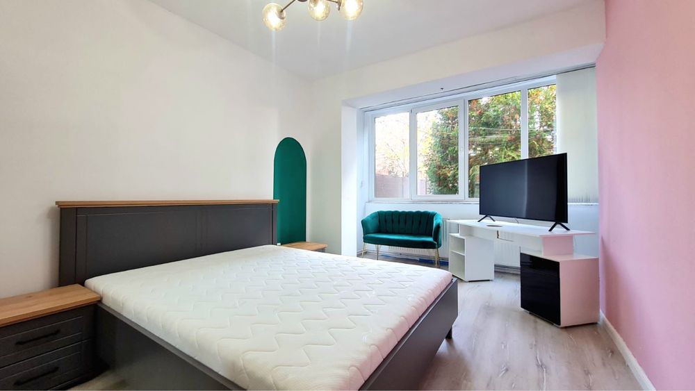 Inchiriez apartament 3 camere