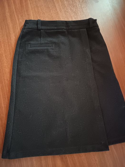 Yubka materiali qalin