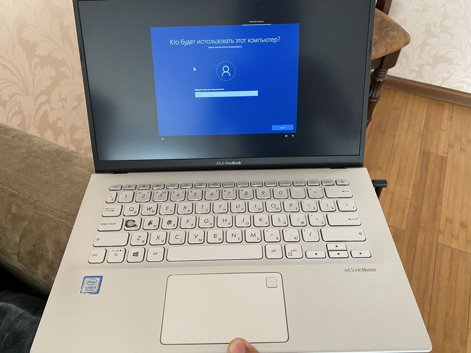 Продам ноутбук ASUS VivoBook