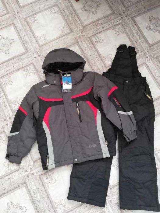 Комбинезон на зиму мальчику