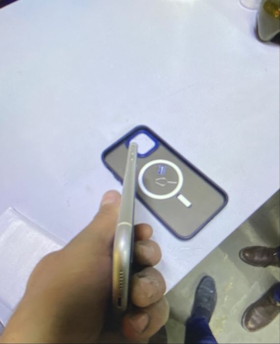 Айфон 11 багасы 90000