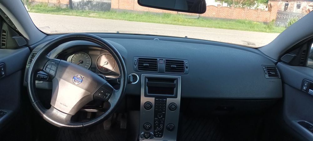 De vânzare Volvo v50