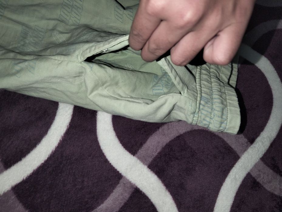 Vând pantaloni scurți bărbați