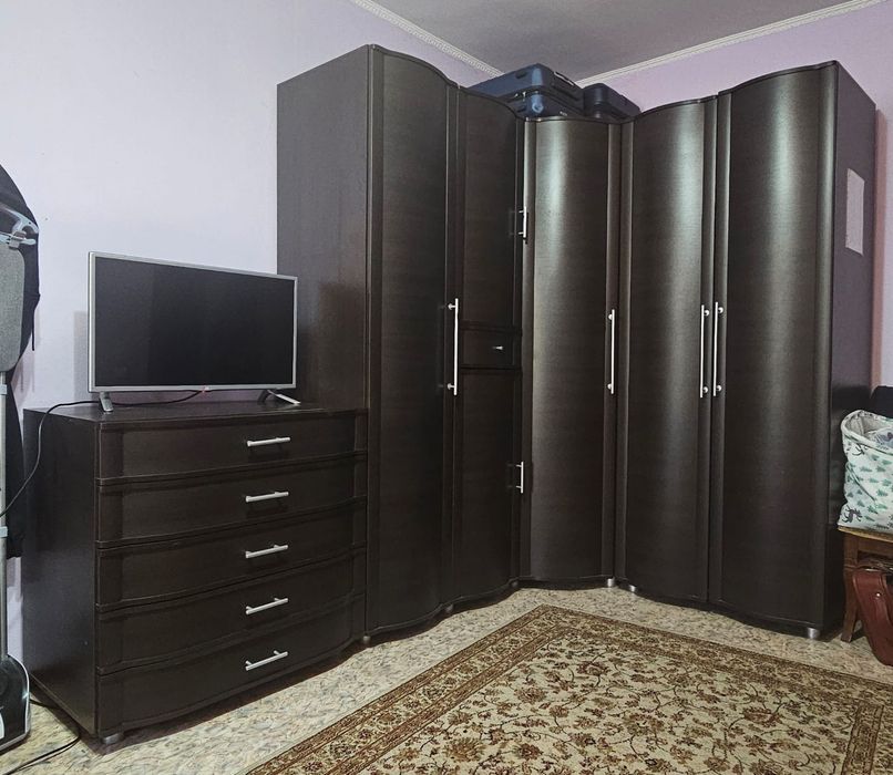 Спальный гарнитур
