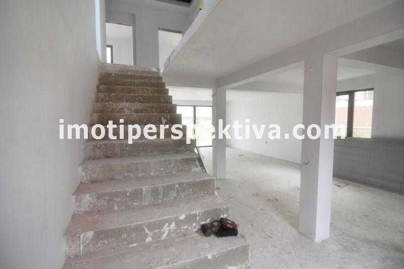 Продава се Къща в Стамболийски - 240 кв.м за 917 €/кв.м - Снимка #3