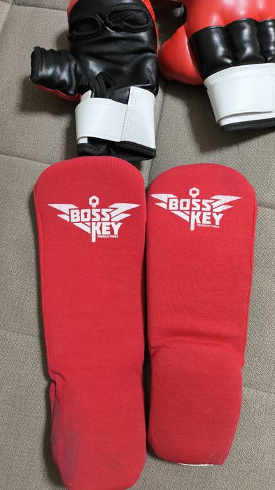 Кимоно, шлем, перчатки