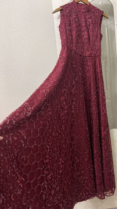 Вечернее платье