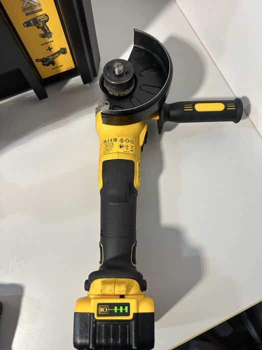 Set Dewalt flex si filetanta