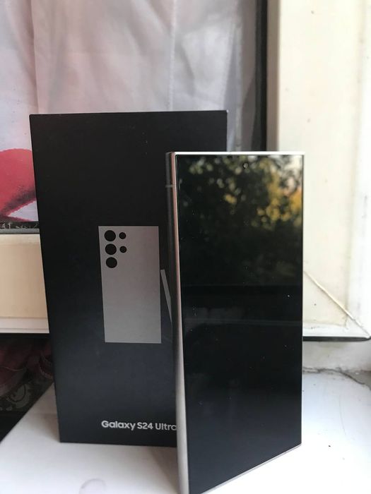 Galaxy S 24  12GB/256GB