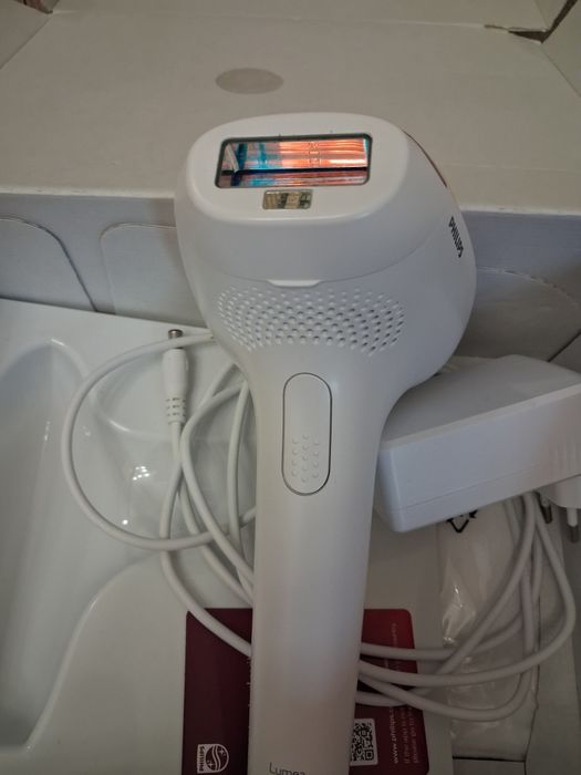 Фотоепилатор на PHILIPS  за 100евро