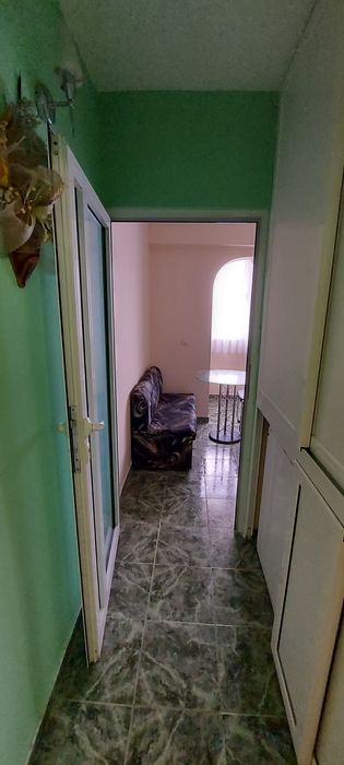 Дава се под наем Двустаен апартамент в Димитровград - 73 кв.м за 204 € - Снимка #2