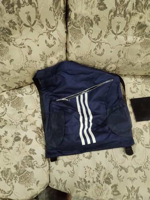 Продам рюкзачки новый