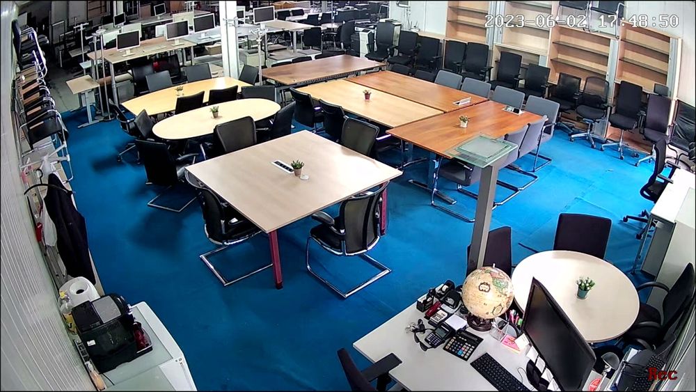 (Хамалски услуги бизнес офис сгради и всякакъв вид търговски обекти)