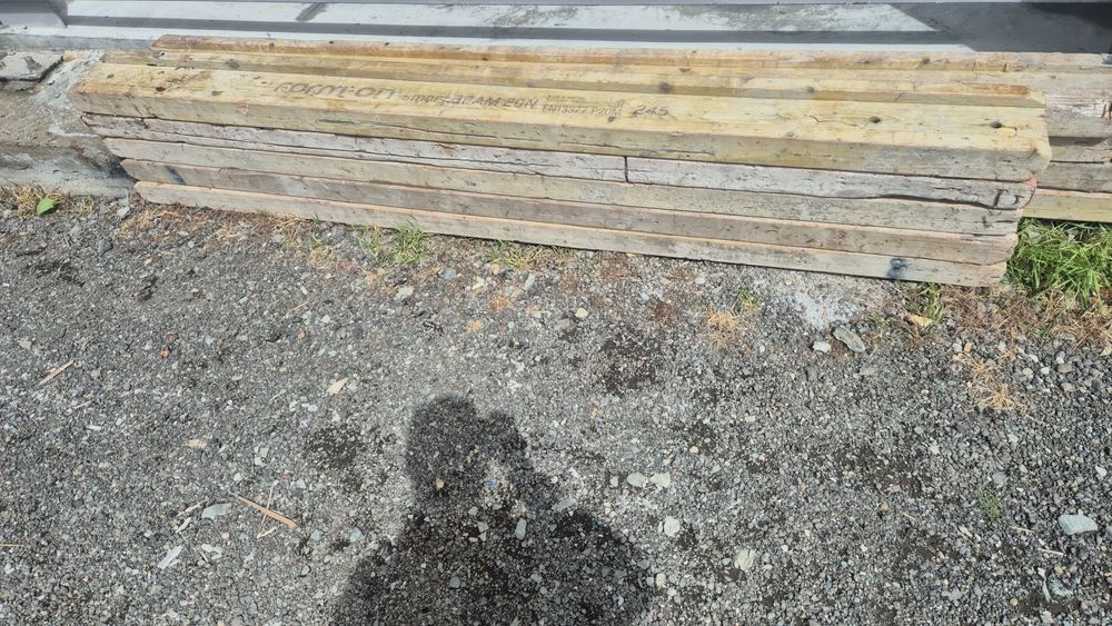 Grinzi doka constructii