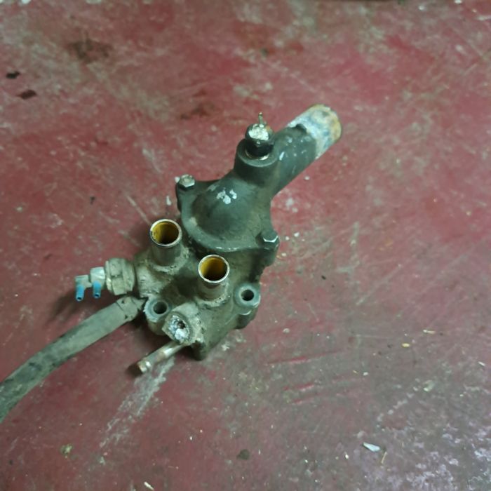 Запчасти бу тойота карина е