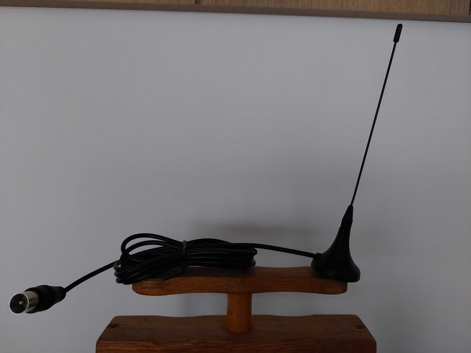 Antena Tv digitala DVB-T T2 Strong digital TV camping