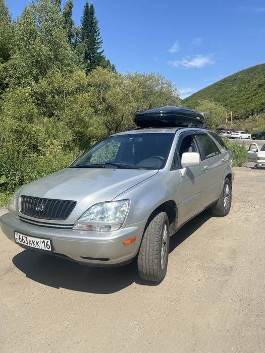 Продам лексус рх 300