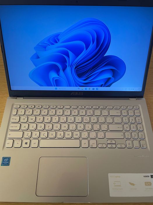 ASUS VivoBook X515 / SSD 256GB /