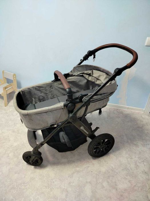 Детская коляска-трансформер