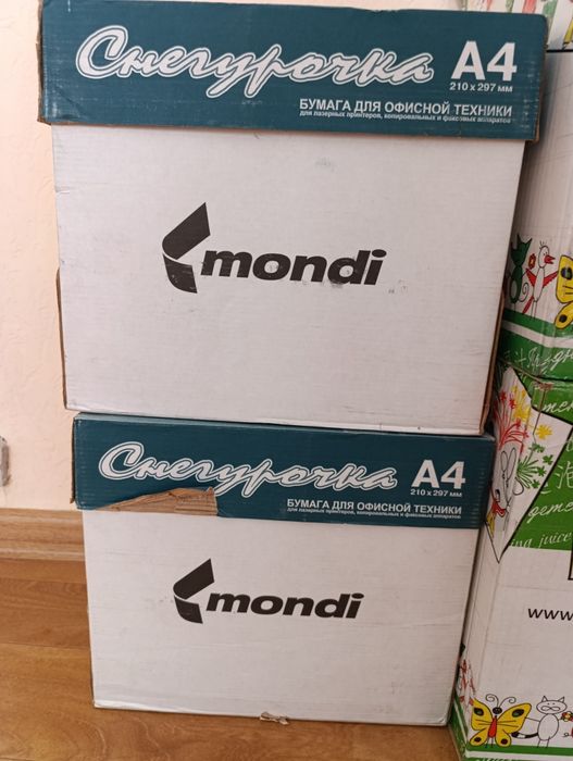 Продаю бумагу А4 недорого.