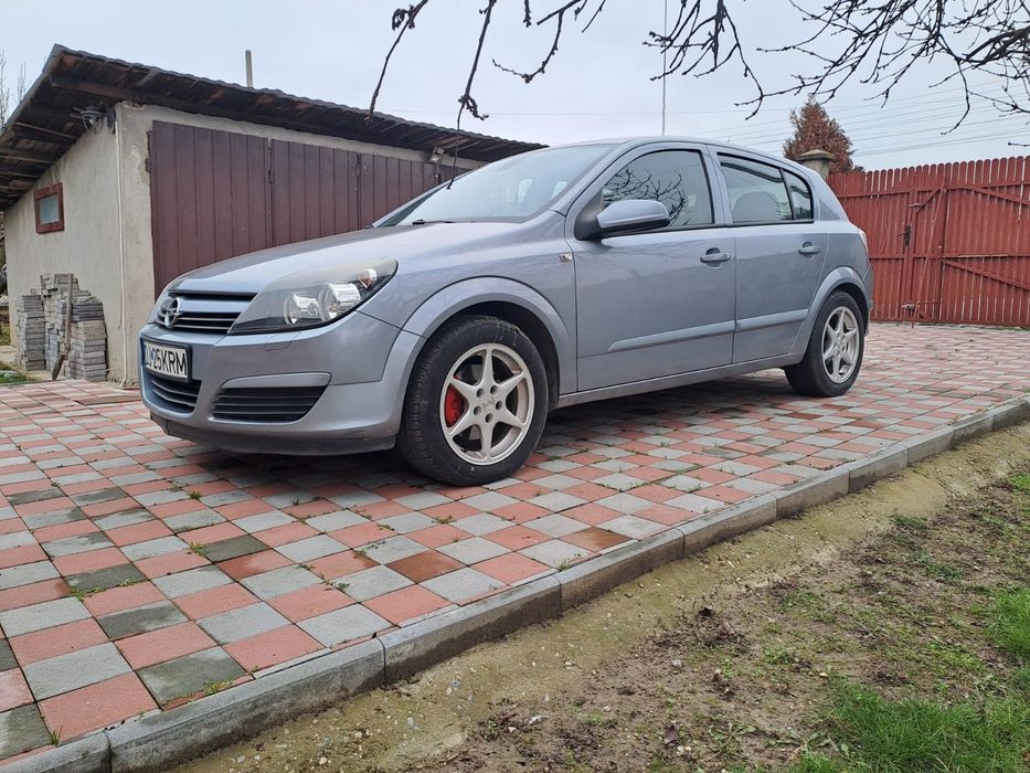 Vând Opel Astra H