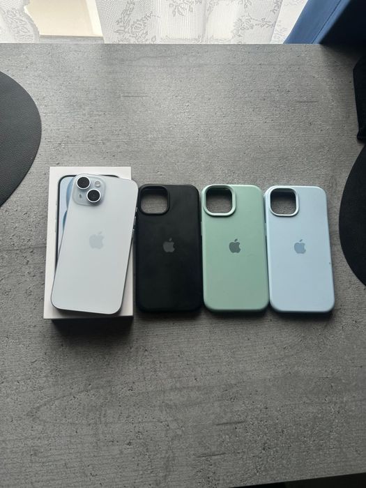 Vand iPhone 15 PERFECT ca NOU