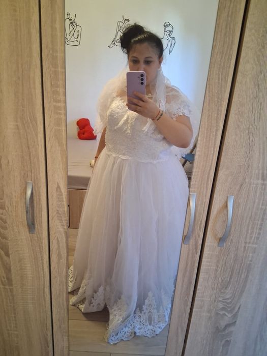 Rochie de mireasa folosita odata