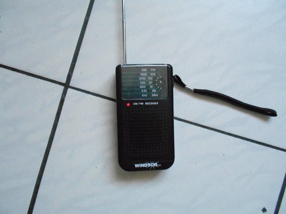 aparat radio portabil