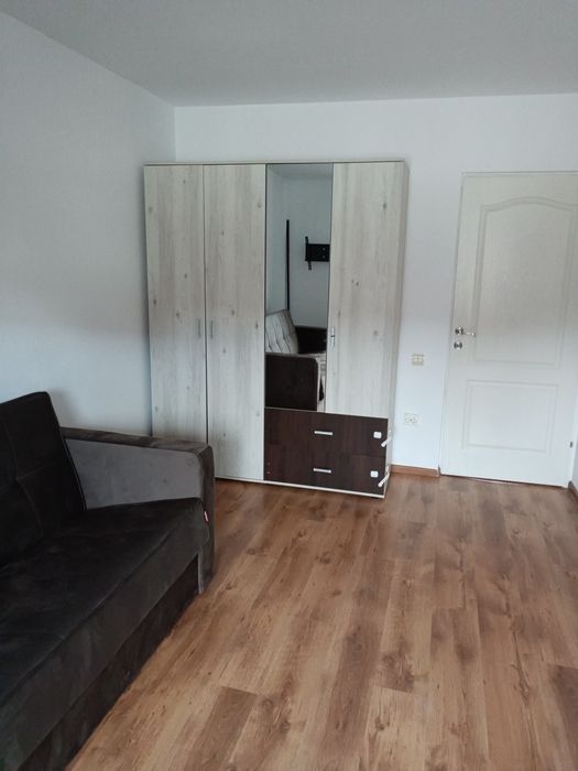 Închiriez etaj casa , duplex, Miroslava