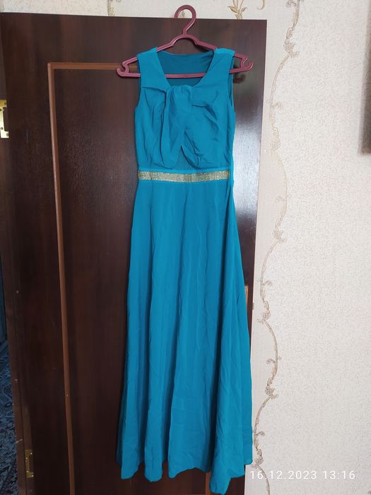 Продам платье вечернее