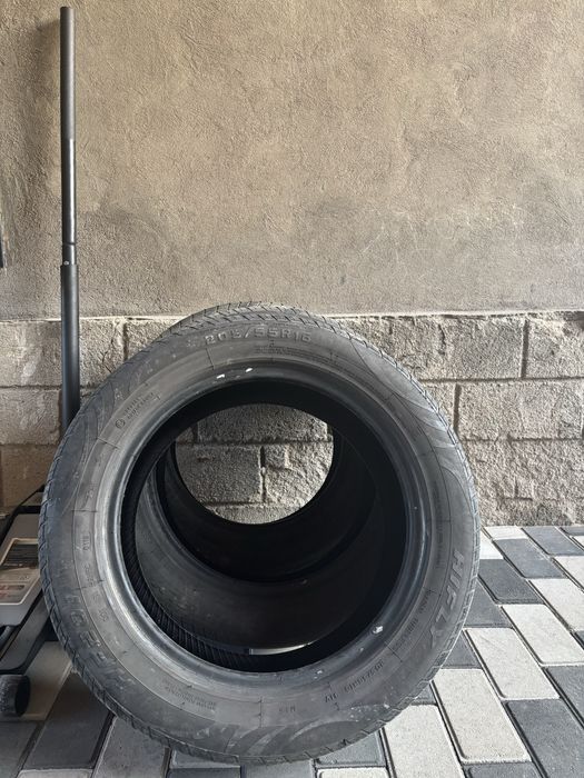 Продаю шины летние