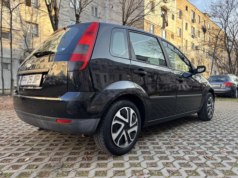 FORD Fiesta 2003 — imagine 2