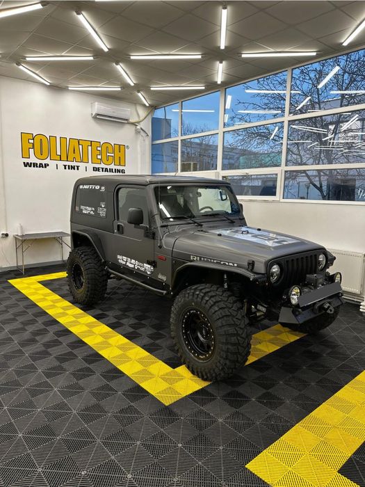 Folieri PPF.  Folieri geamuri. Colantari. Polish. Detailing.