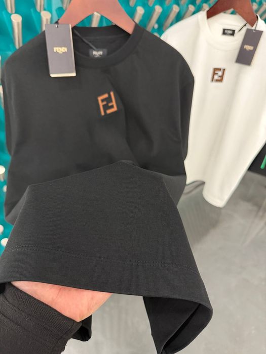 Мъжки тениски висок клас различни модели