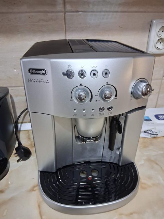 DeLonghi Magnifica ESAM 4200