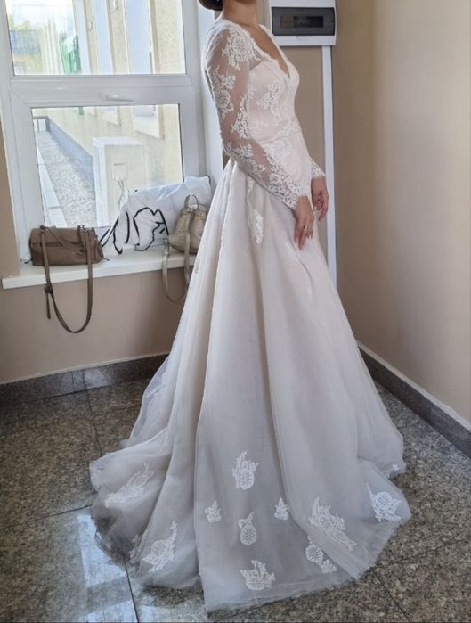 Продам шикарное свадебное платье