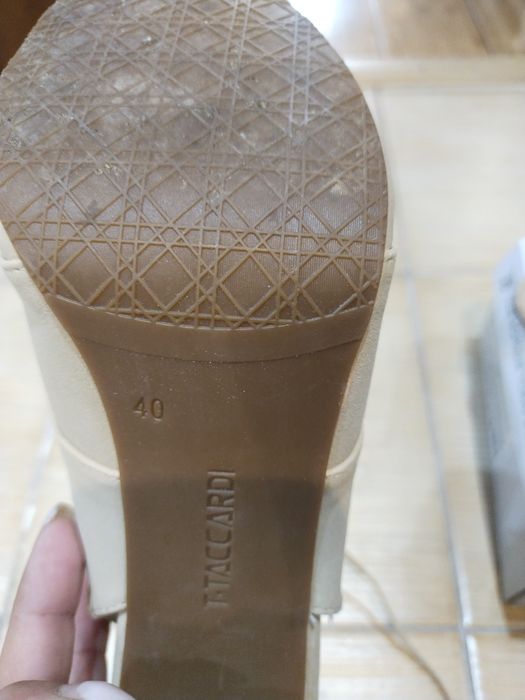 Женская обувь б/у