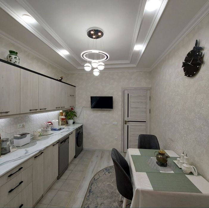 Продаётся на Паркентском 2ком