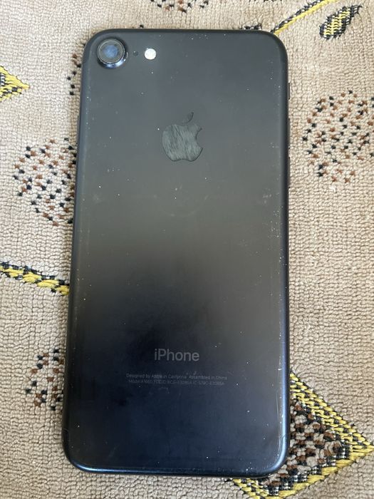 Iphone 7 продаю