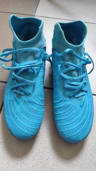 Ghete fotbal Nike Phantom LUNA II