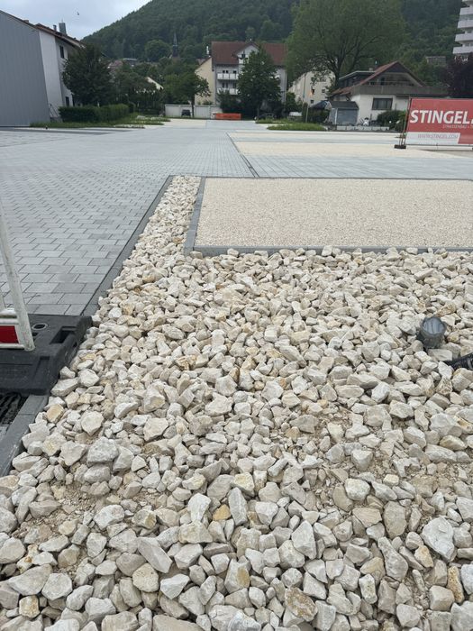 Calcar ,nisip,granit,,pamant,marmura,ridic moluz,piatra decoratica