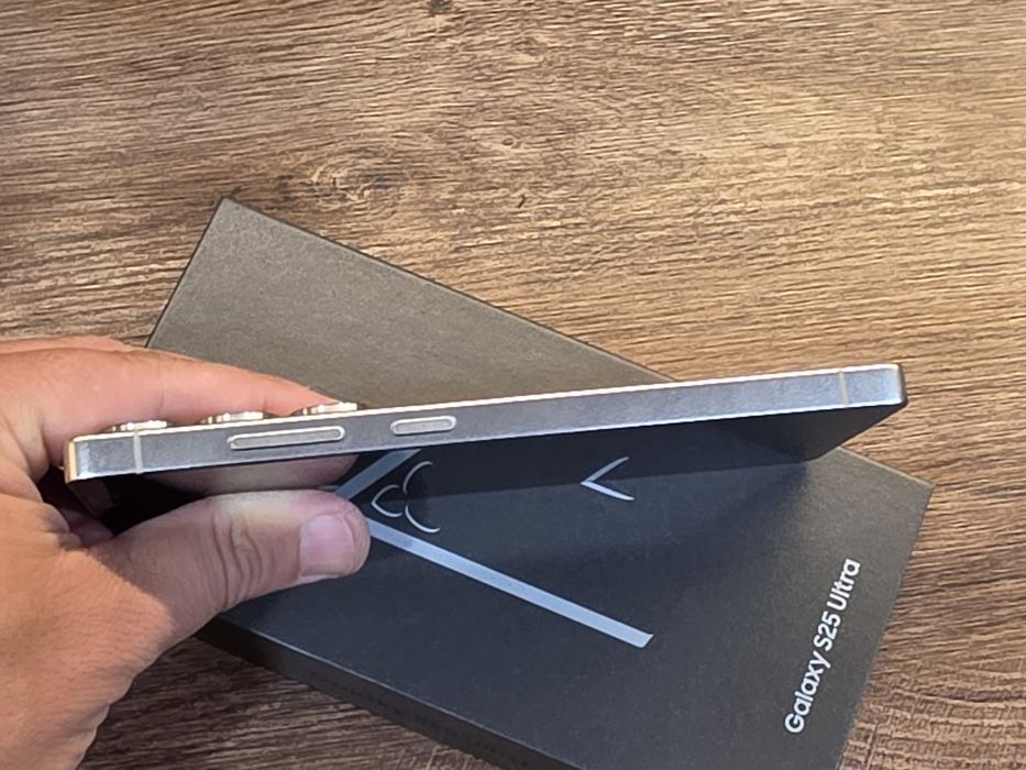 Samsung Galaxy S25 Ultra 512GB Titanium SilverBlue Гаранция