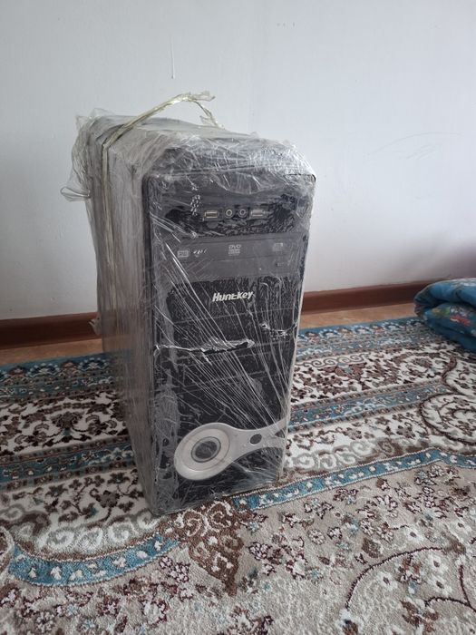 Компьютер процессор