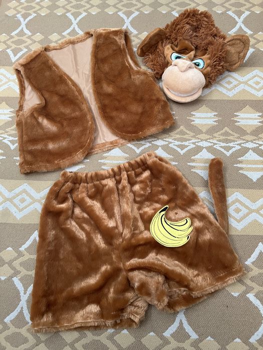 Продам карнавальные новогодние костюмы