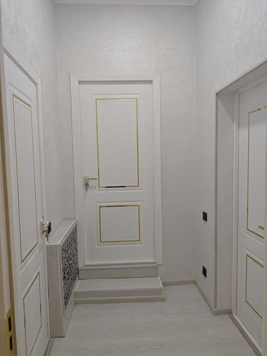 Уч кахрамон . Шуро бозор .3хона+ Ош хона.1.85 сотх