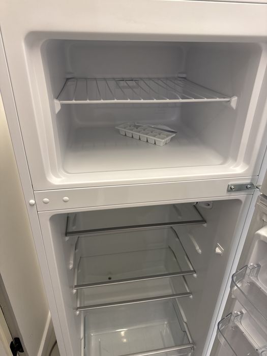 Холодильник Midea