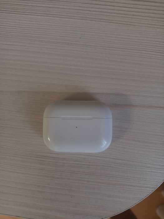 Наушники AirPods pro